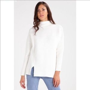 French connection Sunday Mozart sweater sz.small